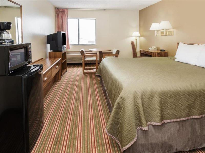 Travelodge By Wyndham Hotel Longmont
