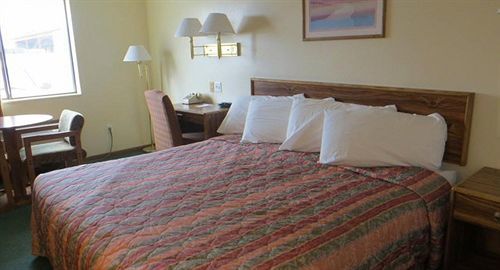 Travelodge By Wyndham Hotel